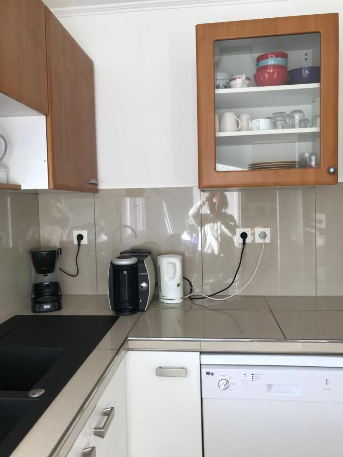 Chelles - Paris - Disneyland Marne La Vallee Екстериор снимка